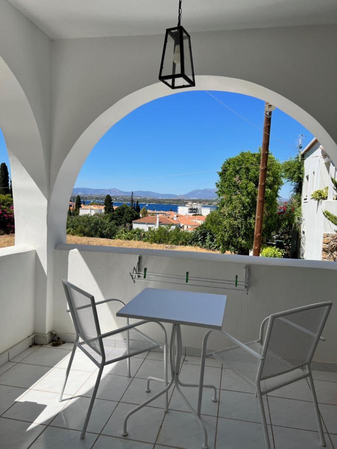 Oltremare Inn Spétses Eksteriør bilde